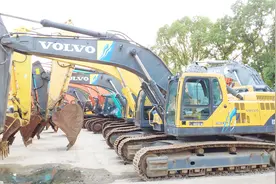 同样以皮实耐用著称，二手沃尔沃360重型挖掘机，性能不输卡特视频封面