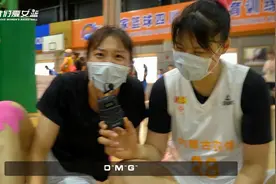 身高2米的李月汝打三人篮球赛究竟犯了什么错？队友居然吐槽她视频封面
