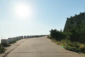 日照岚山阿掖山风景区，山在城中，城围山转，卧佛禅寺隐山间视频封面