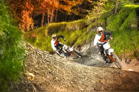 进口越野摩托车 KTM freeride 350 自由骑 介绍与体验视频封面