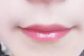 女孩长了小胡子不好看？教你一个好方法，两周轻松去除烦人小胡子视频封面