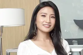 女神林芊妤有儿万事足，庆生不要二人世界，坚持要有儿子相伴！