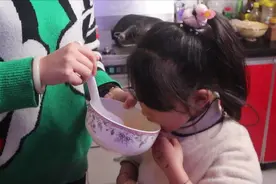 孩子咳嗽老不好，还是奶奶的土方法管用，止咳化痰大人也能喝！视频封面
