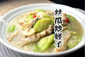 蛏子五分钟快速吐沙和清洗方法|炒蛏子的家常做法视频封面