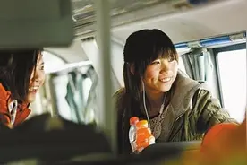 “给我个理由，我为什么要娶月薪只有3000的‘三无’女孩儿？”视频封面