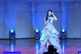 好声音冠军伍珂玥，献唱深圳大学元旦音乐会，一起听听吧视频封面