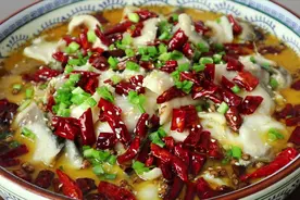 酸菜鱼你真的会做吗？很多人第一步就错了，大厨教你正宗做法