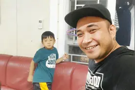 香港公屋是怎样的？两房一厅，租金2300元，每月工资能省下大半视频封面