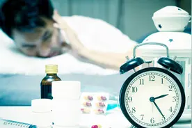含服盐酸纳洛酮舌下片后可以继续饮酒吗？权威解释来啦！视频封面