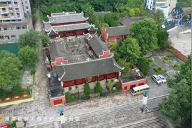 什么是科学家精神？看看同学们实地“探索”后得到的答案视频封面
