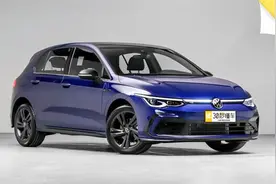 配置远超思域 福克斯 起售不到13万的高尔夫8买哪款最值？视频封面