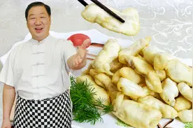 想吃正宗的软炸里脊，离不开独特的挂糊方法，蘸上自制椒盐，真香