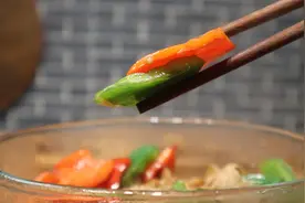 原来菜椒还可以这样吃，做法简单又下饭，收藏起来给老公露一手视频封面
