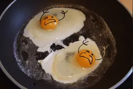 如何用英语描述煎鸡蛋的整个过程？ 9. Frying an Egg