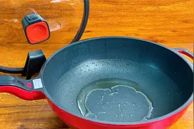 新买的不粘锅这样处理下，用30年都不粘锅不黏锅，家家户户都需要