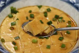 水蒸蛋总是不成形，50岁老妈教我一招，蒸出来比豆腐还嫩，无蜂窝视频封面