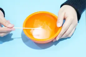 女士长小胡子太尴尬了，只要用点厨房必备的调料，和小胡子说拜拜视频封面