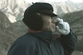 4分钟带你看完《啥是佩奇》：温情中略带心酸，有些爱经不起等待