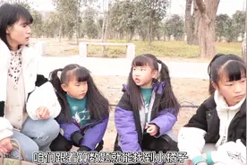 推理短剧：哥哥走失地上居然留下数学题，双胞胎根据细节推理破案视频封面