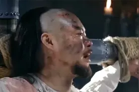 羽毛出动挠一挠脚心，就没有撬不开的嘴，影视十大爆笑挠脚心合集