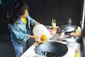 荷花这样做第一次看到，新鲜荷花拿来油炸，大多数人都没不过