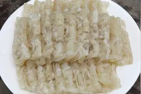 老妈30年做猪皮冻秘诀，记住这些步骤，晶莹剔透，Q弹爽滑零失败视频封面