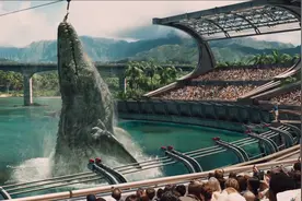 科学家培育出超大霸王龙，两大恐龙大战，2万人被困岛上生死未卜视频封面