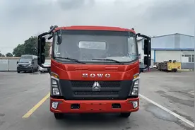 雨季来临涉水行驶为何伤车？水深多少绝不能过？视频封面