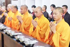 少林寺僧人都吃什么？精致饭菜曝光，网友：我也想出家了视频封面
