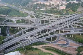 世界上15个疯狂的十字路口