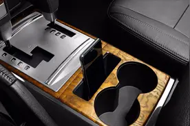 堪称“烂路王”，车长4米9全时四驱+3.0L V6，顶配才39.98万视频封面