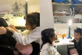 教师姐姐放假在家辅导弟弟，语气严厉情绪逐渐暴躁，弟弟反应亮了视频封面