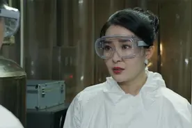 勇者无惧：就算被抓，也要穿得像个老大视频封面