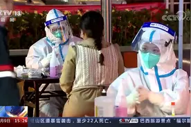 深圳 连续抗疫6小时 女护士休息区发现保温箱装满热菜热饭视频封面