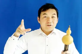葫芦丝初学者选择C调还是降B调？这可能是最客观的分析了视频封面