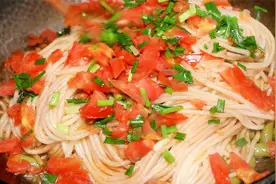 焖面好吃面条是关键，分享面条新做法，晶莹剔透，口感劲道，真香