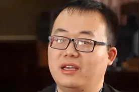 传奇故事：男子在KTV猝死，因为本身就患病，KTV声称自己没有责任视频封面