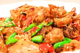 啤酒鸭这做法百吃不腻，家常口味，肉烂汁浓，厨师长看着流口水