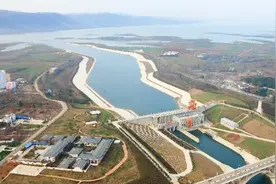 与天抗衡！中国南水北调实现逆流而上，美日感叹：中国人真厉害视频封面