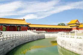 高中地理必修一重点知识导入9：正午太阳高度的变化视频封面