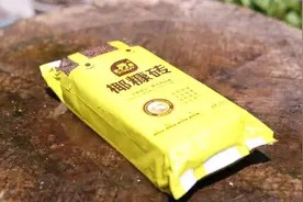 养花配土用什么材料？园艺师教你，用椰糠砖，经济实惠疏松透气