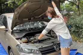 有人问我一个女孩子做上门洗车累吗？说实话，很累，但我的心不累视频封面