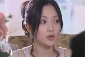 来电奇缘：霸道总裁让保姆装媳妇，谁料化完妆太惊艳，总裁真心动视频封面