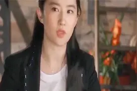 刘亦菲试镜片段流出，纯素颜灵动少女感十足，导演都移不开眼视频封面