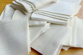 馄饨皮不要做老一套了，试试这种新吃法，软嫩鲜香，一周要吃3次