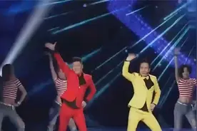 筷子兄弟《小苹果》完整版，红遍大江南北，昔日神曲还是那么好听