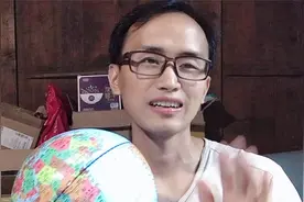粉丝看我和老爸抗癌不易，寄来名贵礼物，这东西对老爸太实用了视频封面