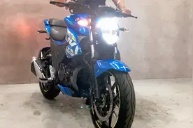 3.2万！铃木极客飒250街车，动力强颜值高，配ABS，听听声浪如何视频封面