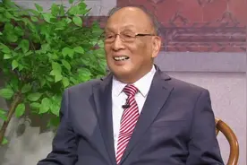 曾铁锋 在国内完成学业