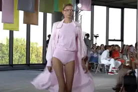 KATYA SILCHENKO 2019时装秀（3）视频封面